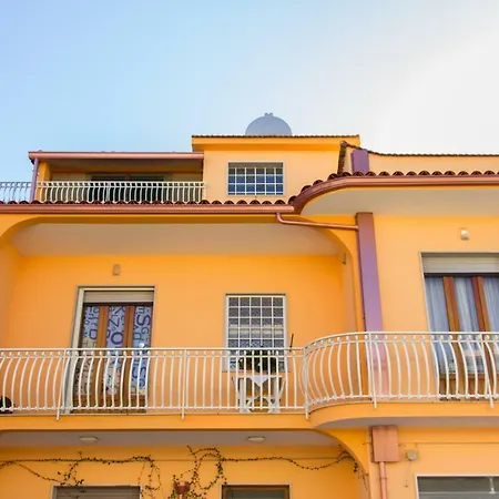 Casa Caramella Apartment *