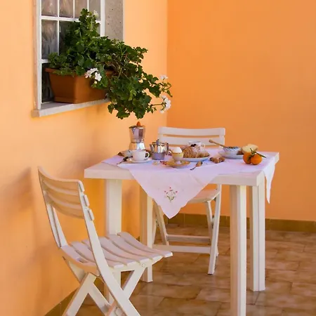 Casa Caramella * أفولا